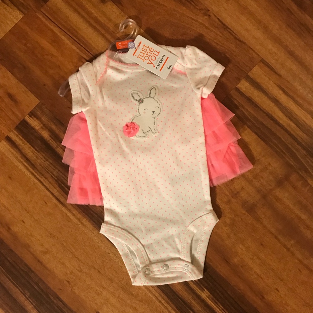 2 baby girl bunny outfits